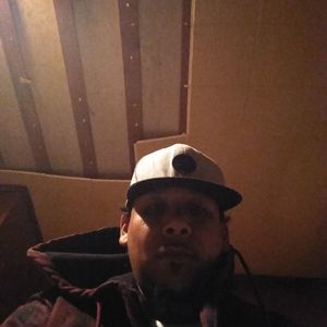 Meet your Posher, Adam